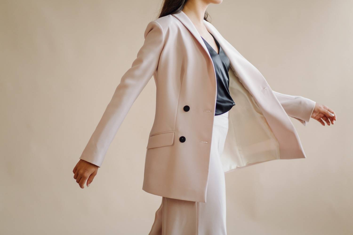 SEO strategies for fashion brands, ecommerce growth strategies for fashion, and digital marketing for clothing brands.